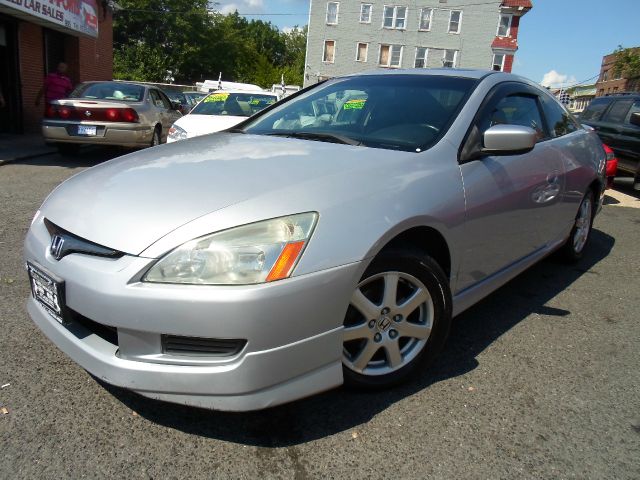 2005 Honda Accord Luxury Hardtop 4dr