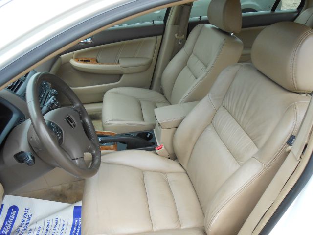 2005 Honda Accord RT HEMI V8