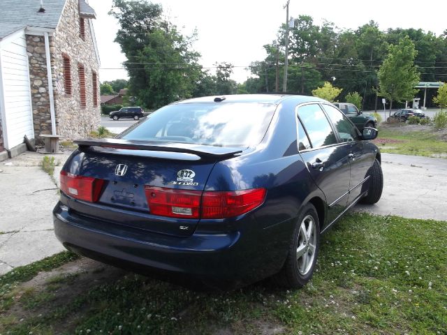 2005 Honda Accord RT HEMI V8
