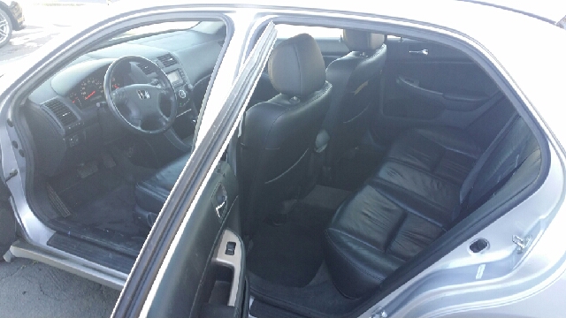 2005 Honda Accord SLT - QUAD CAB Cummins