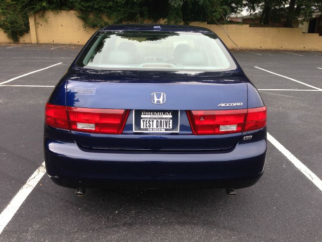 2005 Honda Accord SLT - QUAD CAB Cummins
