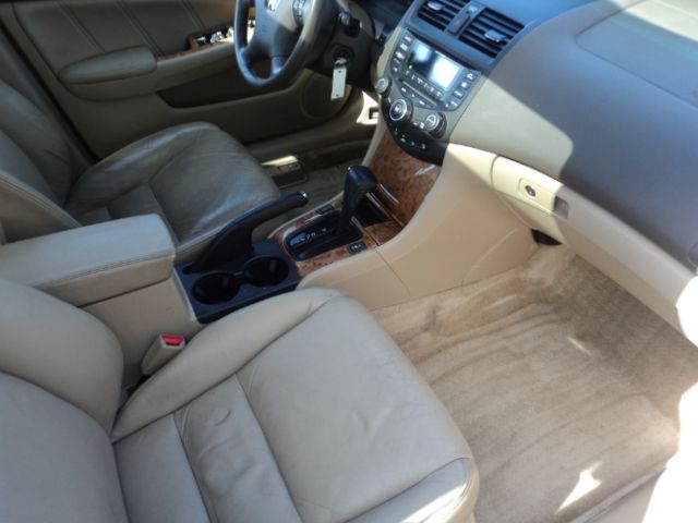 2005 Honda Accord Eddie Bauer - 4WD