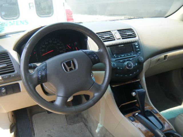 2005 Honda Accord RT HEMI V8