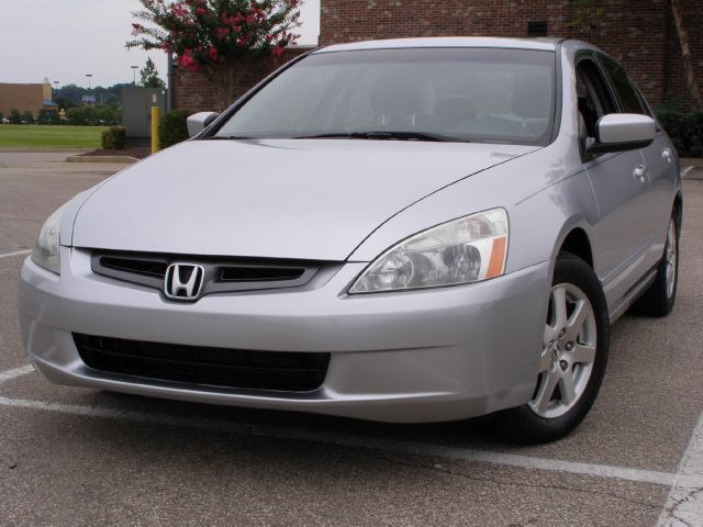 2005 Honda Accord SLT - QUAD CAB Cummins