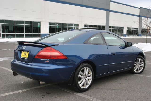 2005 Honda Accord LT1 Ext. Cab Long Box 4WD