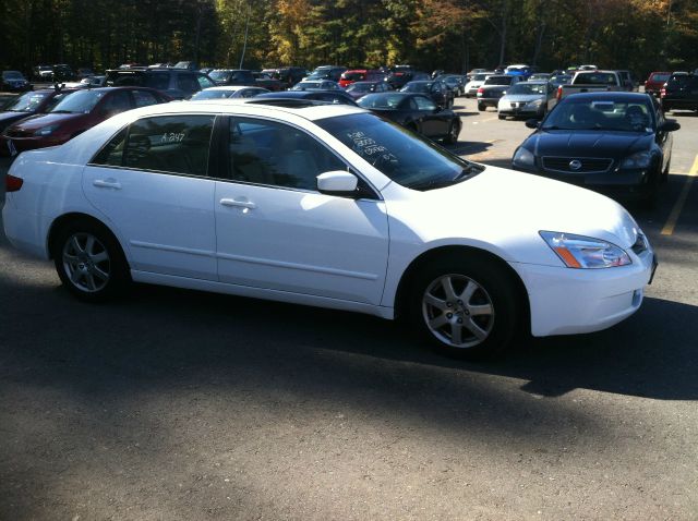 2005 Honda Accord SLT - QUAD CAB Cummins
