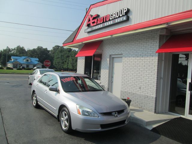 2005 Honda Accord RT HEMI V8