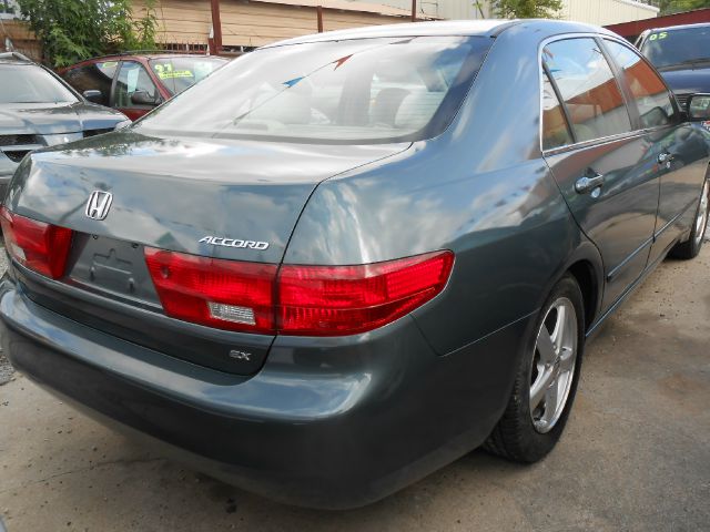 2005 Honda Accord ZQ8 LS