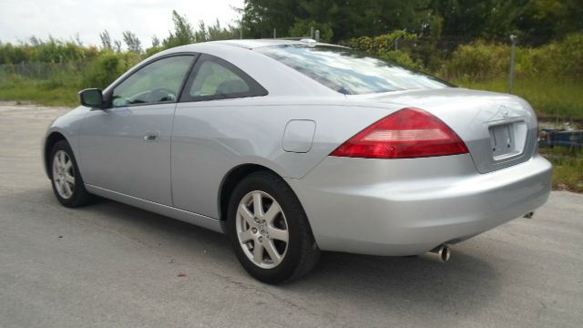 2005 Honda Accord Luxury Hardtop 4dr