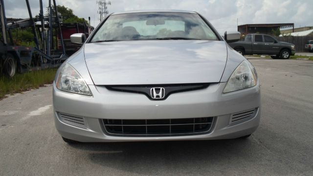 2005 Honda Accord Luxury Hardtop 4dr