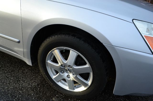 2005 Honda Accord SLT - QUAD CAB Cummins