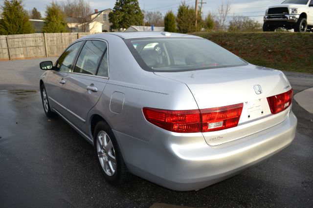 2005 Honda Accord SLT - QUAD CAB Cummins