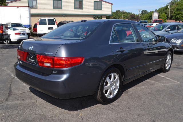 2005 Honda Accord SLT - QUAD CAB Cummins