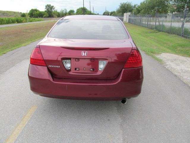 2006 Honda Accord 2dr Reg Cab 120.5 WB
