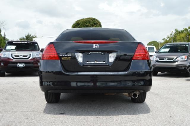 2006 Honda Accord 11275