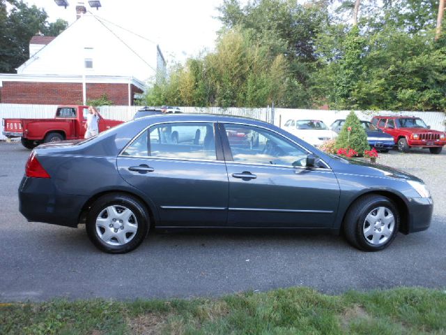 2006 Honda Accord 2dr Reg Cab 120.5 WB