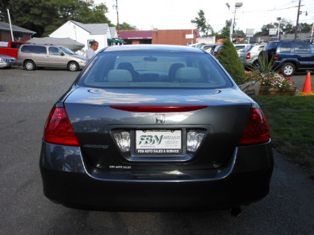 2006 Honda Accord 2dr Reg Cab 120.5 WB