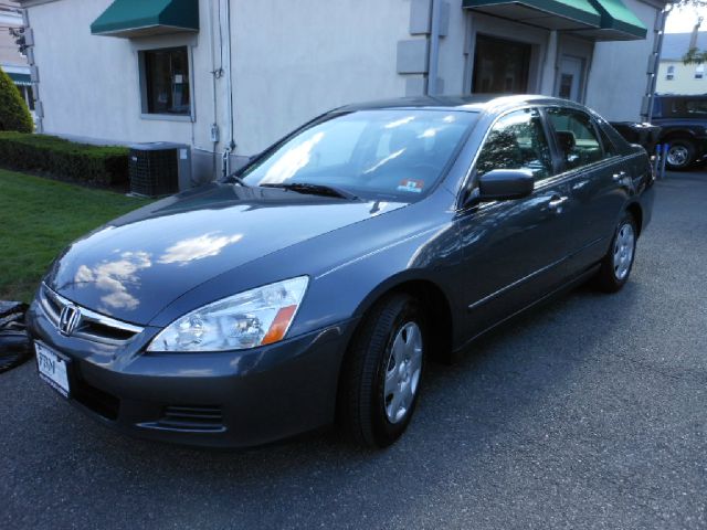 2006 Honda Accord 2dr Reg Cab 120.5 WB