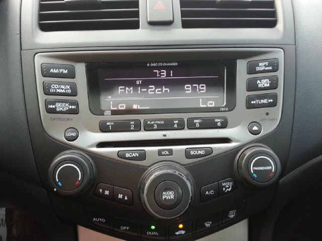 2006 Honda Accord 2dr Reg Cab 120.5 WB