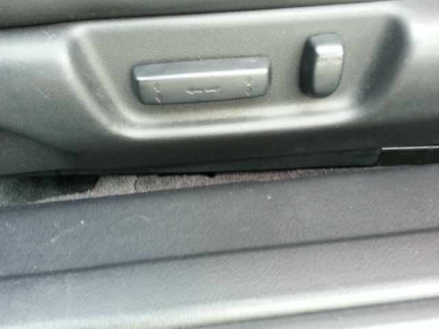 2006 Honda Accord 2dr Reg Cab 120.5 WB