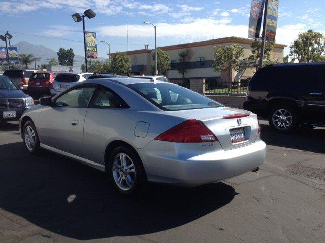 2006 Honda Accord T6 AWD 7-passenger Leather Moonroof