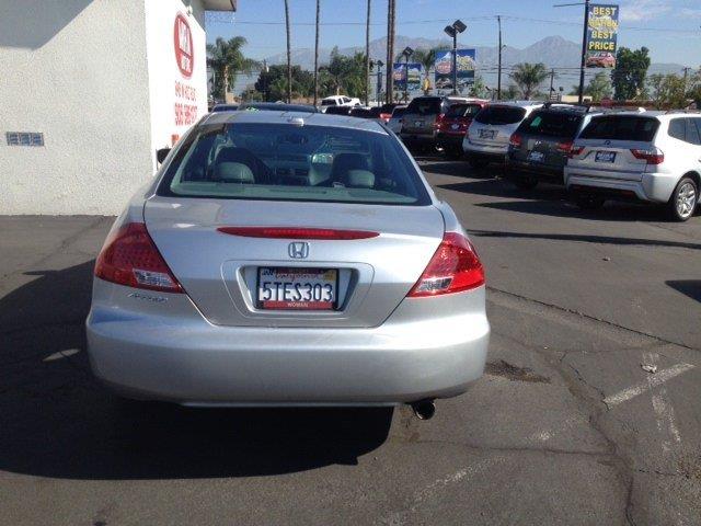 2006 Honda Accord T6 AWD 7-passenger Leather Moonroof