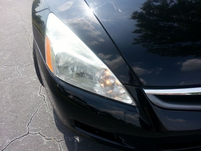 2006 Honda Accord Moonroof, Leather
