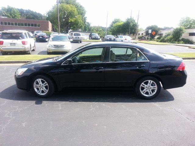 2006 Honda Accord Moonroof, Leather