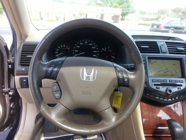 2006 Honda Accord Moonroof, Leather