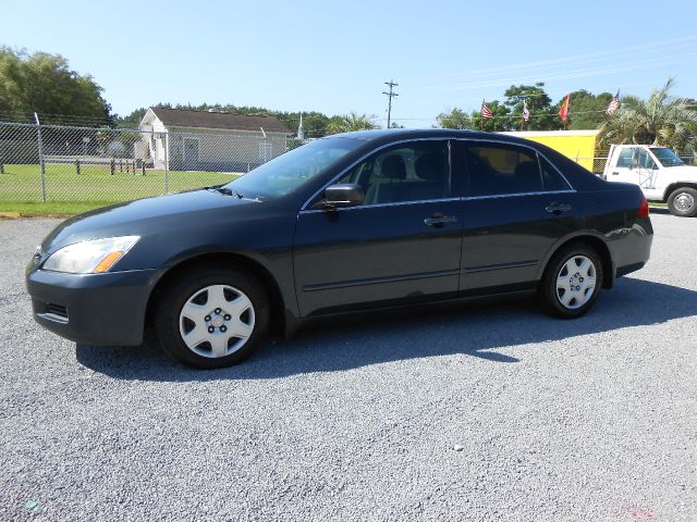 2006 Honda Accord 2dr Reg Cab 120.5 WB