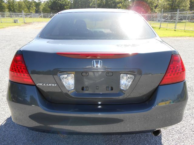 2006 Honda Accord 2dr Reg Cab 120.5 WB