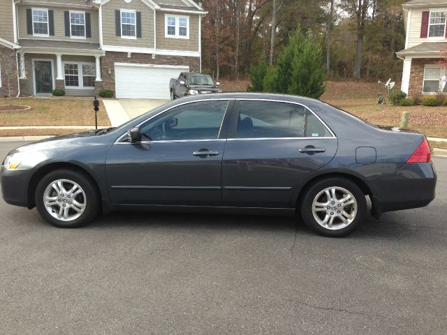 2006 Honda Accord 2dr Reg Cab 120.5 WB