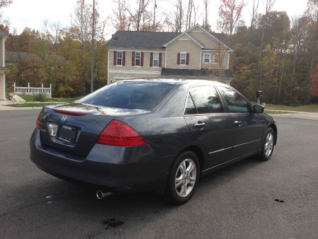 2006 Honda Accord 2dr Reg Cab 120.5 WB