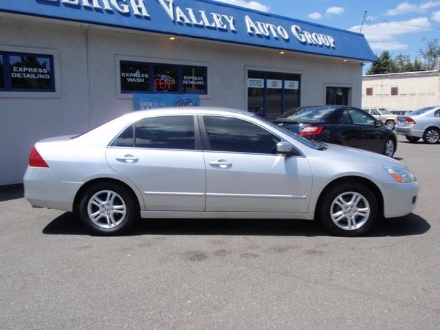 2006 Honda Accord 2dr Reg Cab 120.5 WB