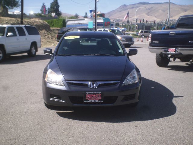 2006 Honda Accord 2dr Reg Cab 120.5 WB