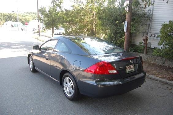 2007 Honda Accord 2dr Reg Cab 120.5 WB