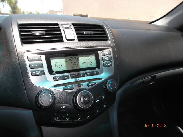 2007 Honda Accord 2dr Reg Cab 120.5 WB