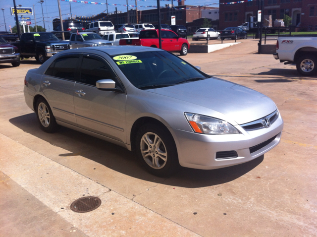 2007 Honda Accord 2dr Reg Cab 120.5 WB