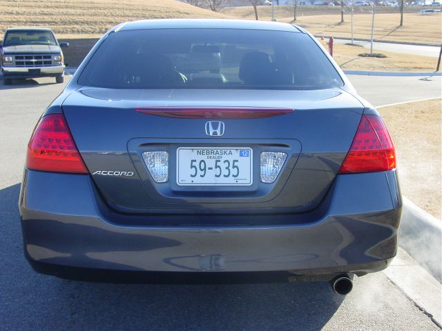 2007 Honda Accord 2dr Reg Cab 120.5 WB