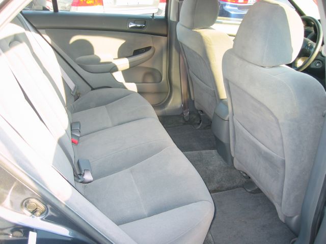 2007 Honda Accord 2dr Reg Cab 120.5 WB