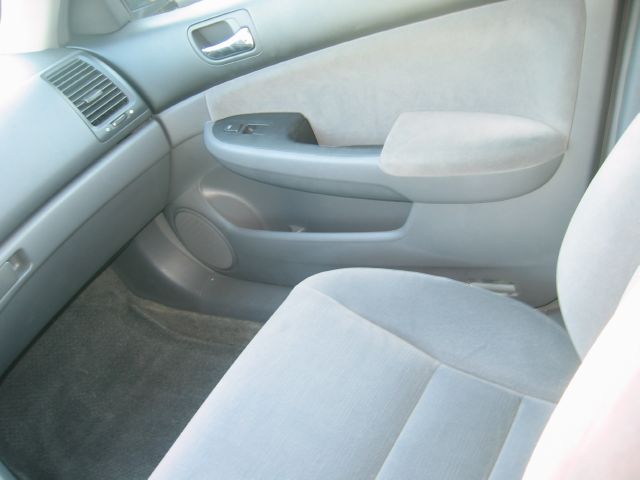 2007 Honda Accord 2dr Reg Cab 120.5 WB