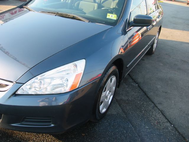 2007 Honda Accord 2dr Reg Cab 120.5 WB