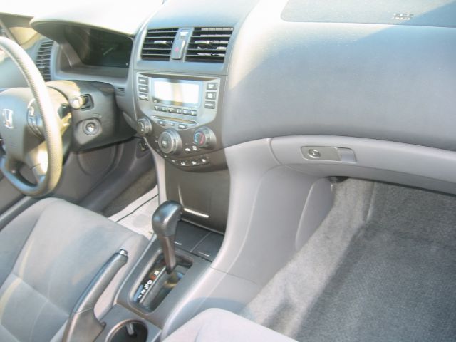 2007 Honda Accord 2dr Reg Cab 120.5 WB