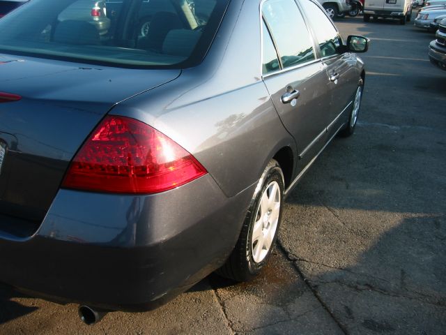 2007 Honda Accord 2dr Reg Cab 120.5 WB