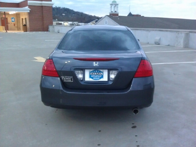 2007 Honda Accord 2dr Reg Cab 120.5 WB