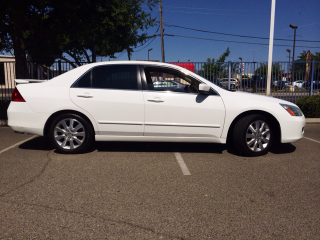2007 Honda Accord 2.5T DVD 7 PASS