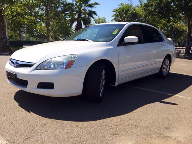 2007 Honda Accord 2.5T DVD 7 PASS