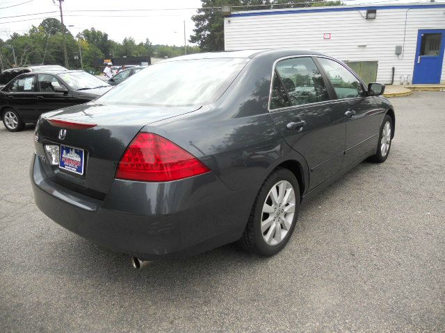 2007 Honda Accord SLT Quad Cab4x4