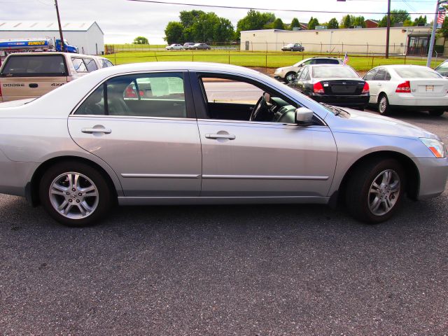 2007 Honda Accord 2dr Reg Cab 120.5 WB