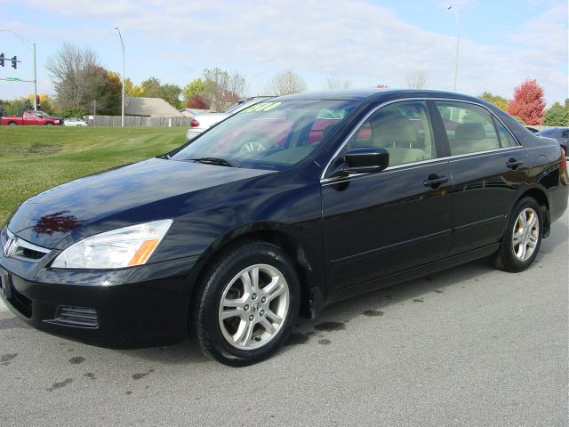 2007 Honda Accord 2dr Reg Cab 120.5 WB